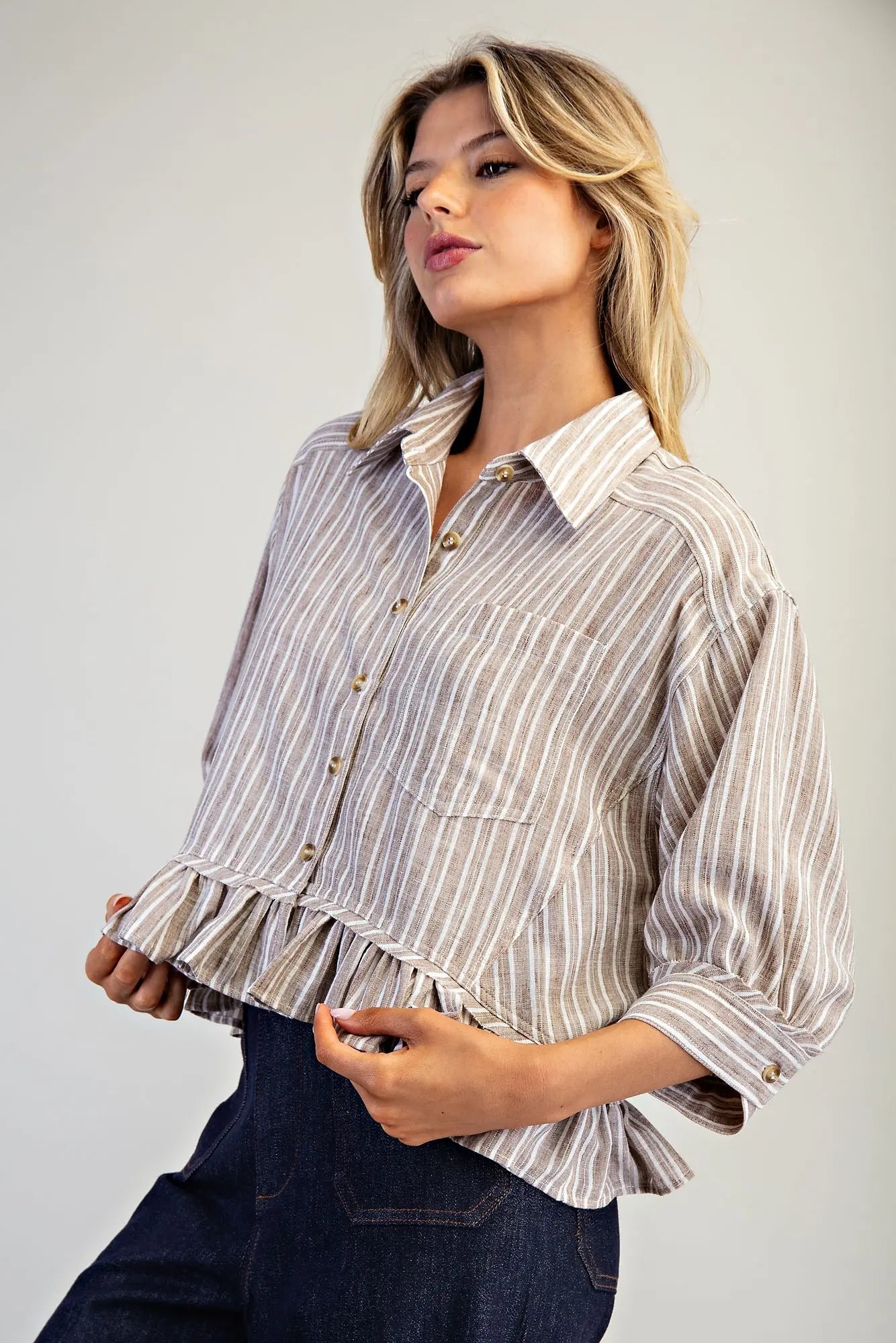 STRIPED BUTTON DOWN RUFFLED HEM HI LOW TOP-COCO