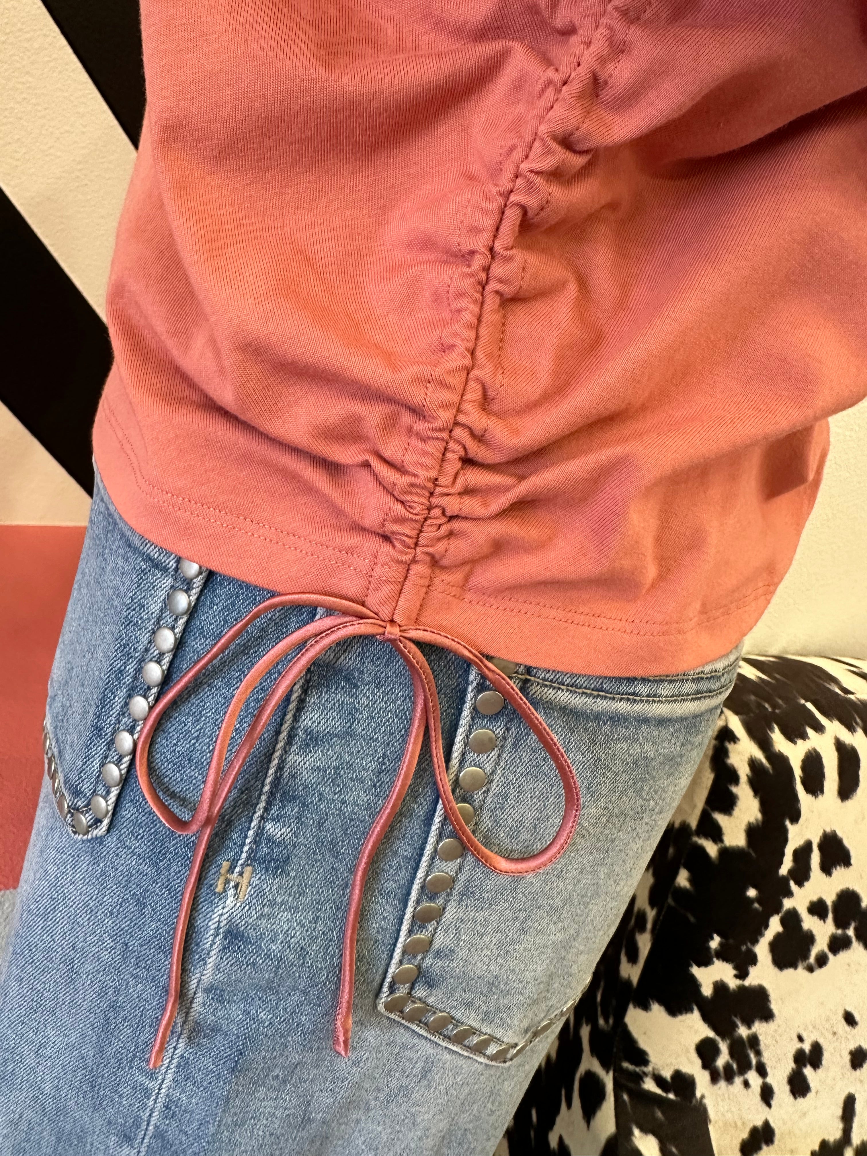 HABITUAL SLEEVELESS CINCHED WAIST TEE--ROSE