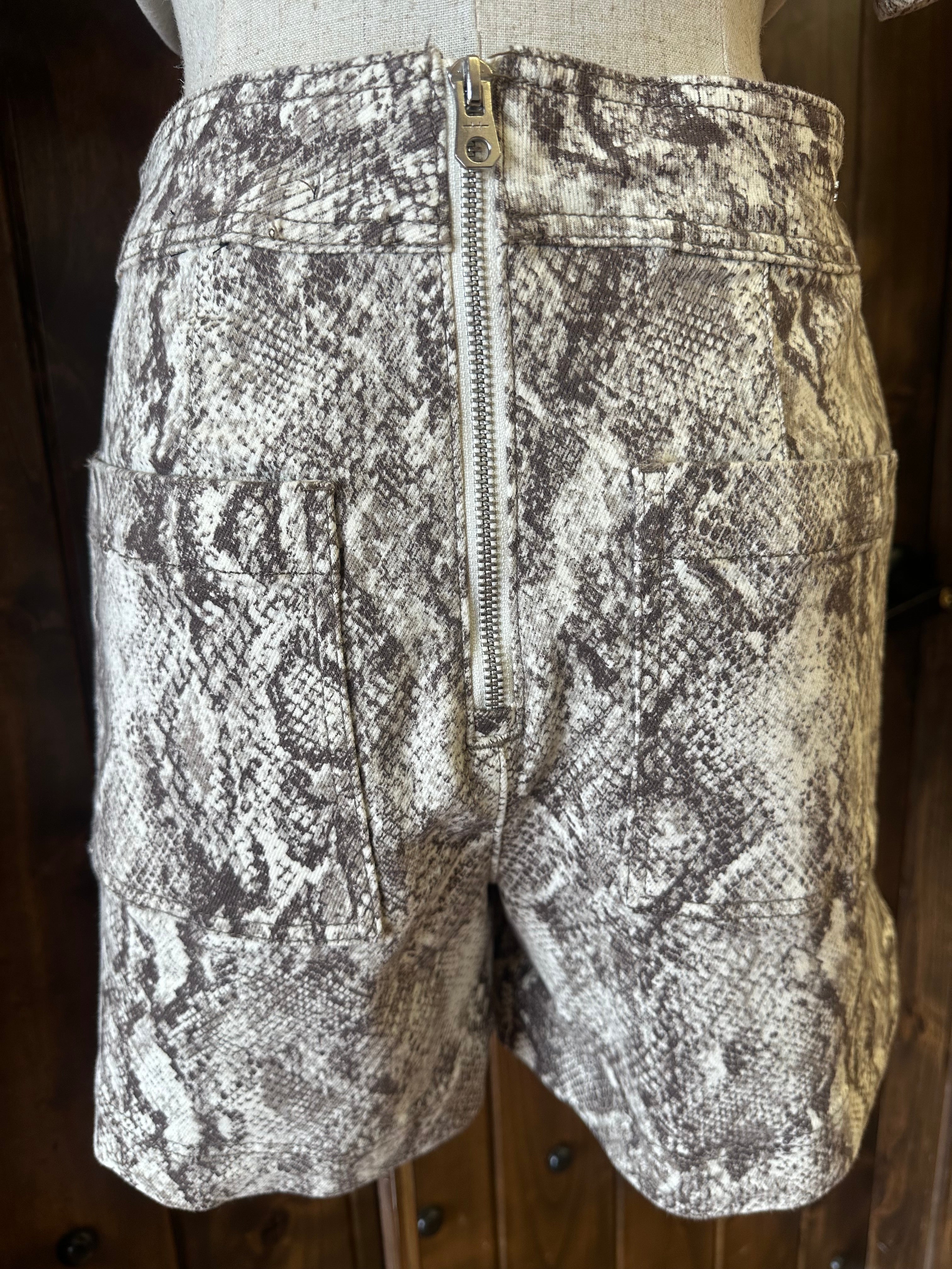 HABITUAL SNAKESKIN SKORT--BROWN MIX