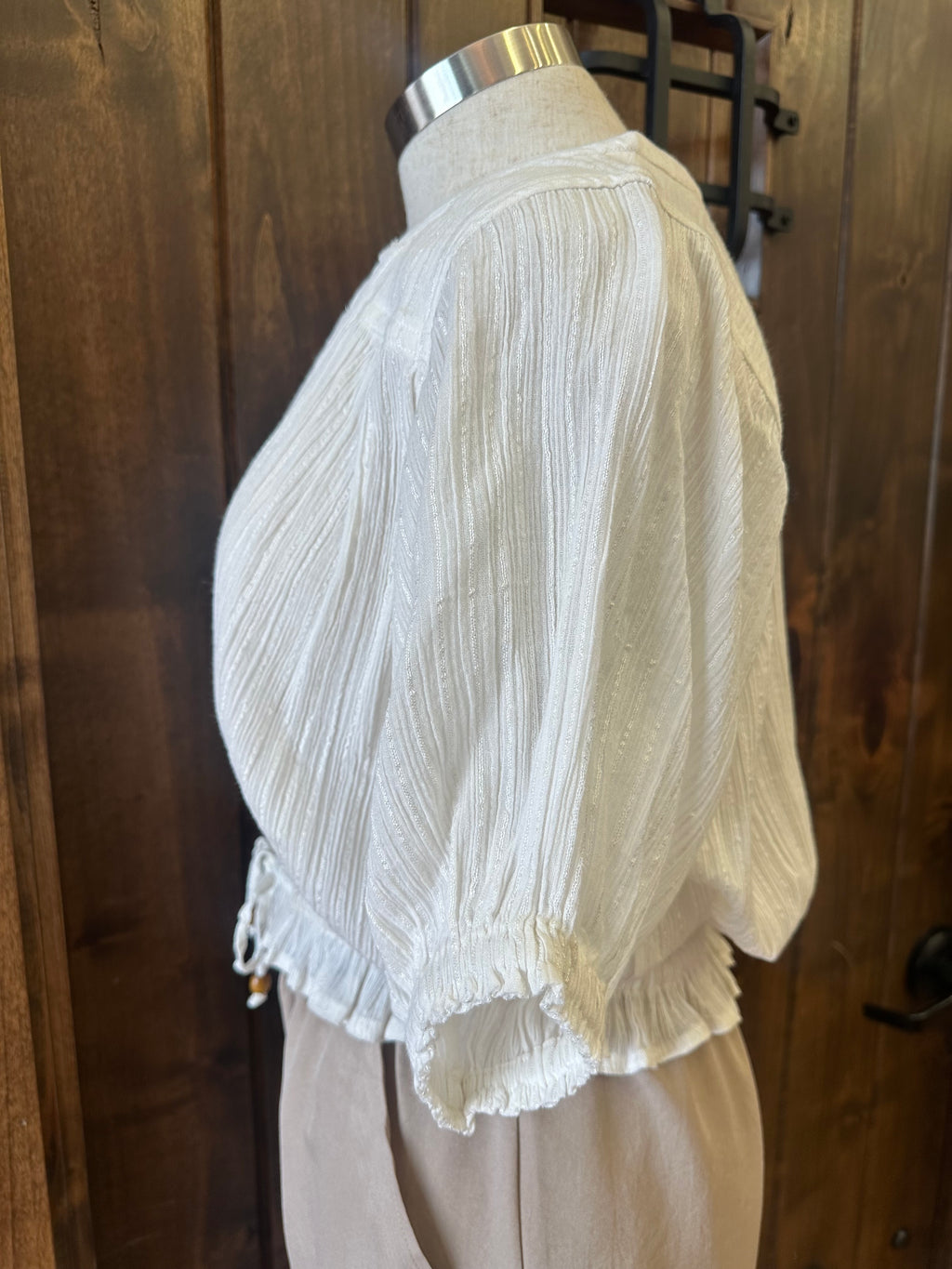 PUFF SLEEVE WOVEN TOP--WHITE