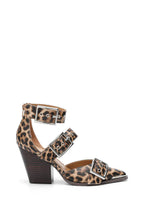 RIGHT ON POINT HEEL--LEOPARD