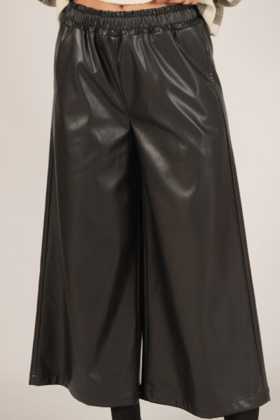 CITY GIRL FAUX LEATHER WIDE LEG PANTS--BLACK