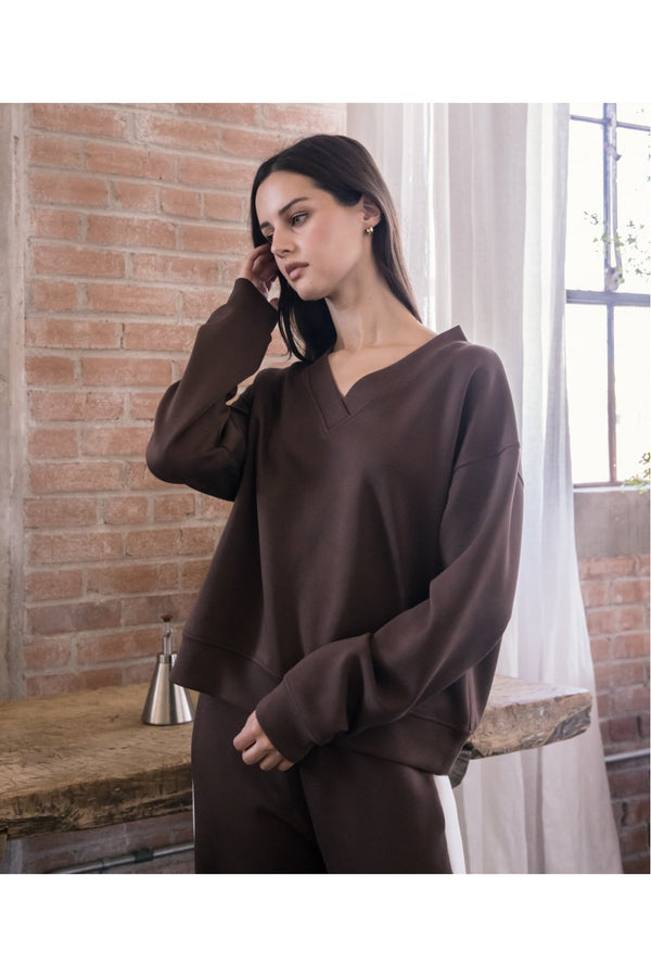 SCUBA MODAL V-NECK PULLOVER--BROWN