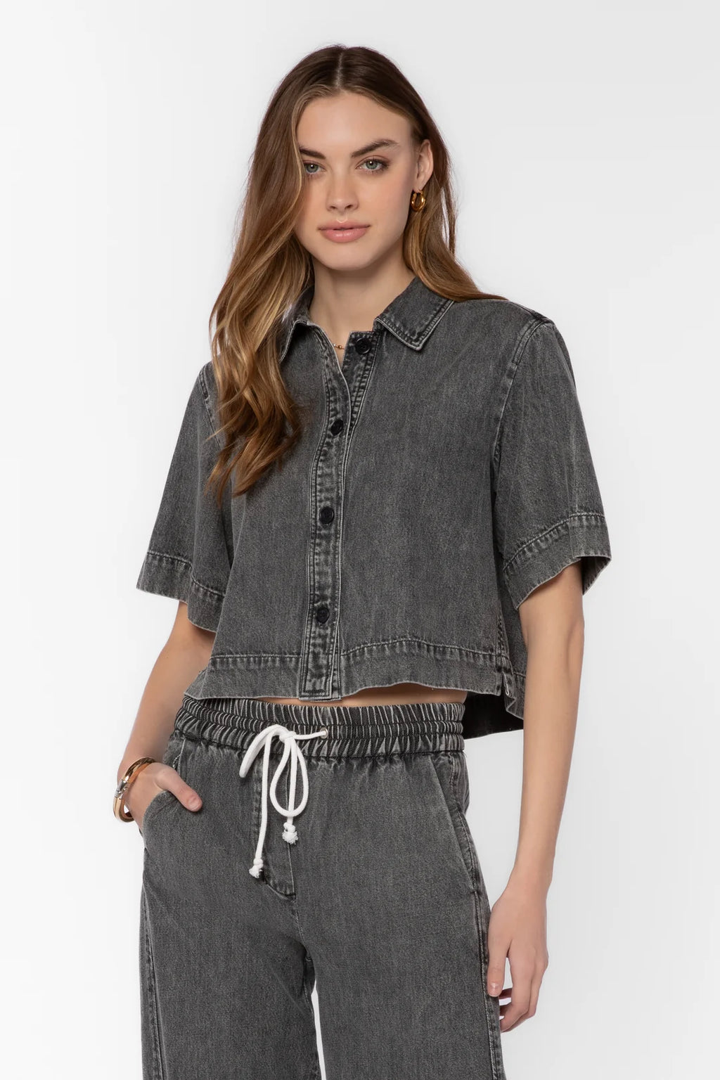 VELVET HEART RIMPEL TENCEL  TOP--GREY ACID WASH