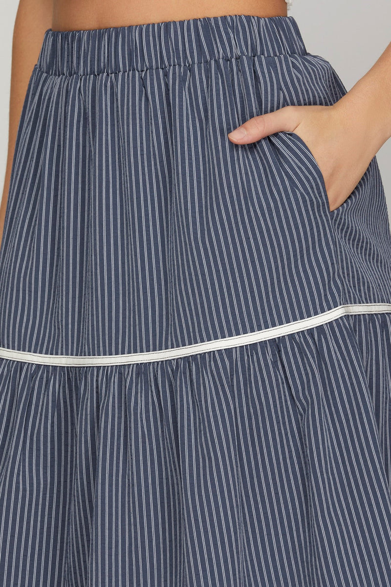 WOVEN TIERED MIDI SKIRT--NAVY
