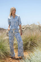 VELVET HEART ALEAH PALM LEAF PANTS--BLUE MIX