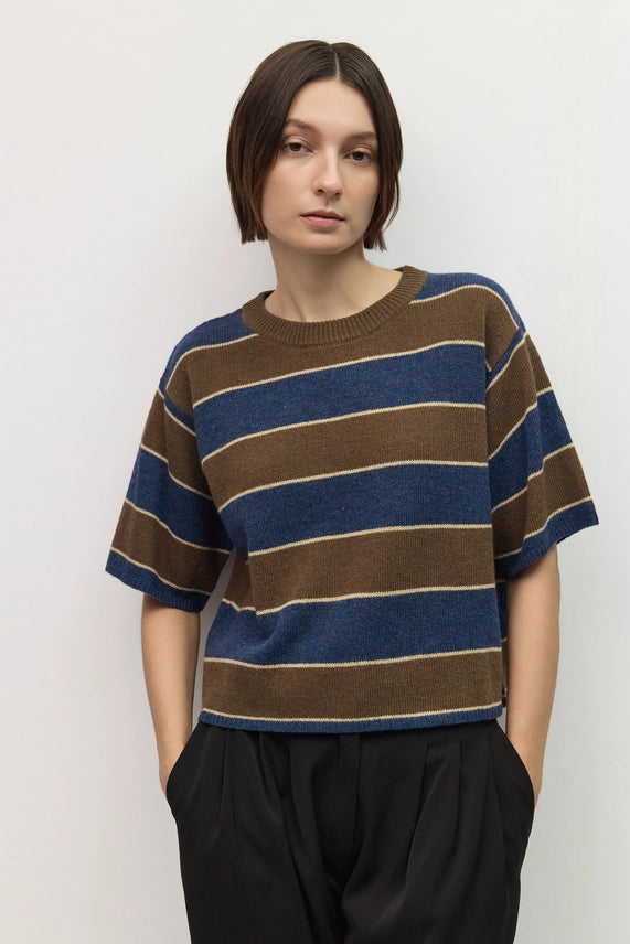 LIGHTWEIGHT SHORT SLEEVE SWEATER--BROWN/NAVY