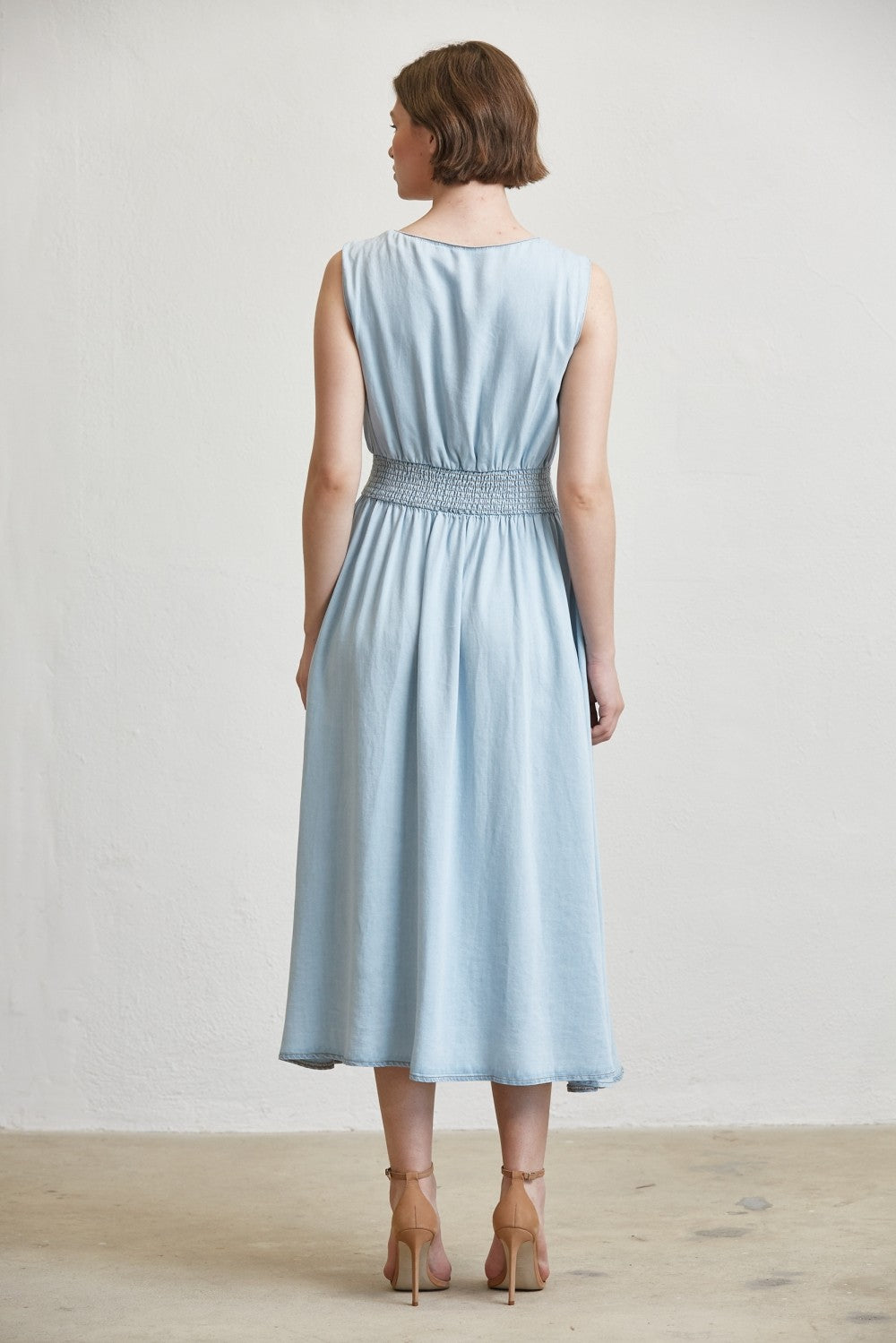 SQUARE NECK SMOCKED WAIST & FRONT ZIPPER DRESS--LIGHT DENIM