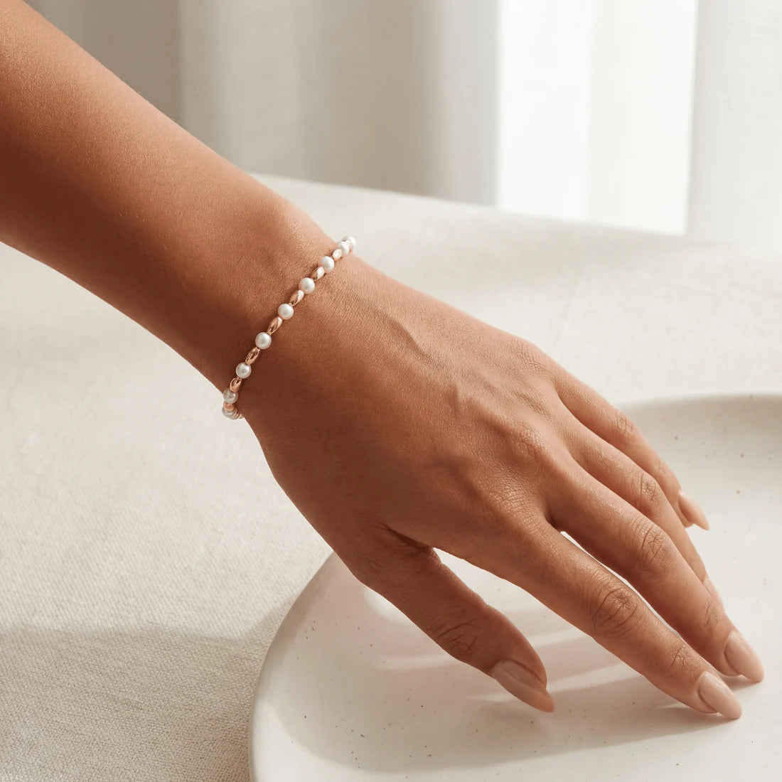 CARRIE PEARL BEADED BRACELET GF 6.5"
