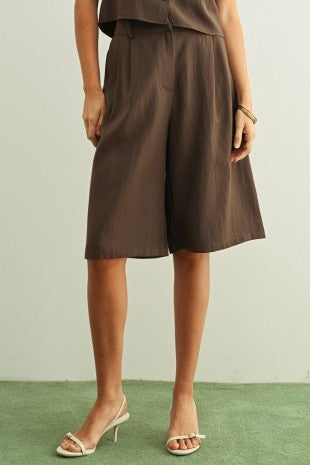 KNEE LENGTH TROUSER--BROWN