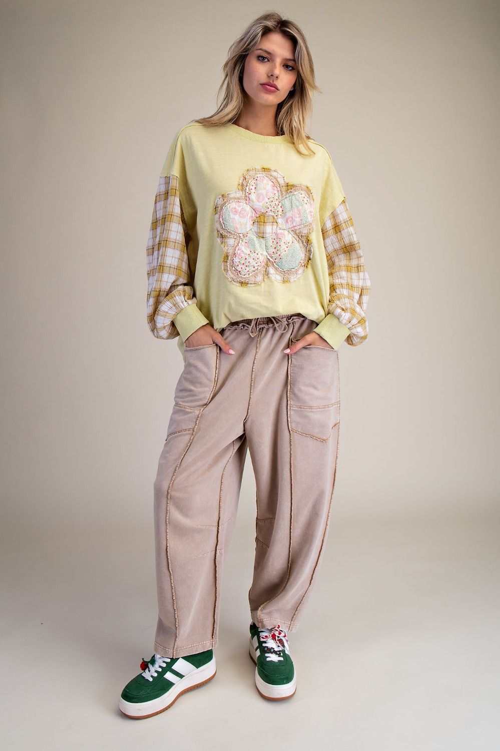 MINERAL WASHED TERRY KNIT BARREL PANTS--MOCHA