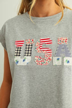 USA FLORAL PATCHWORK TEE--GREY