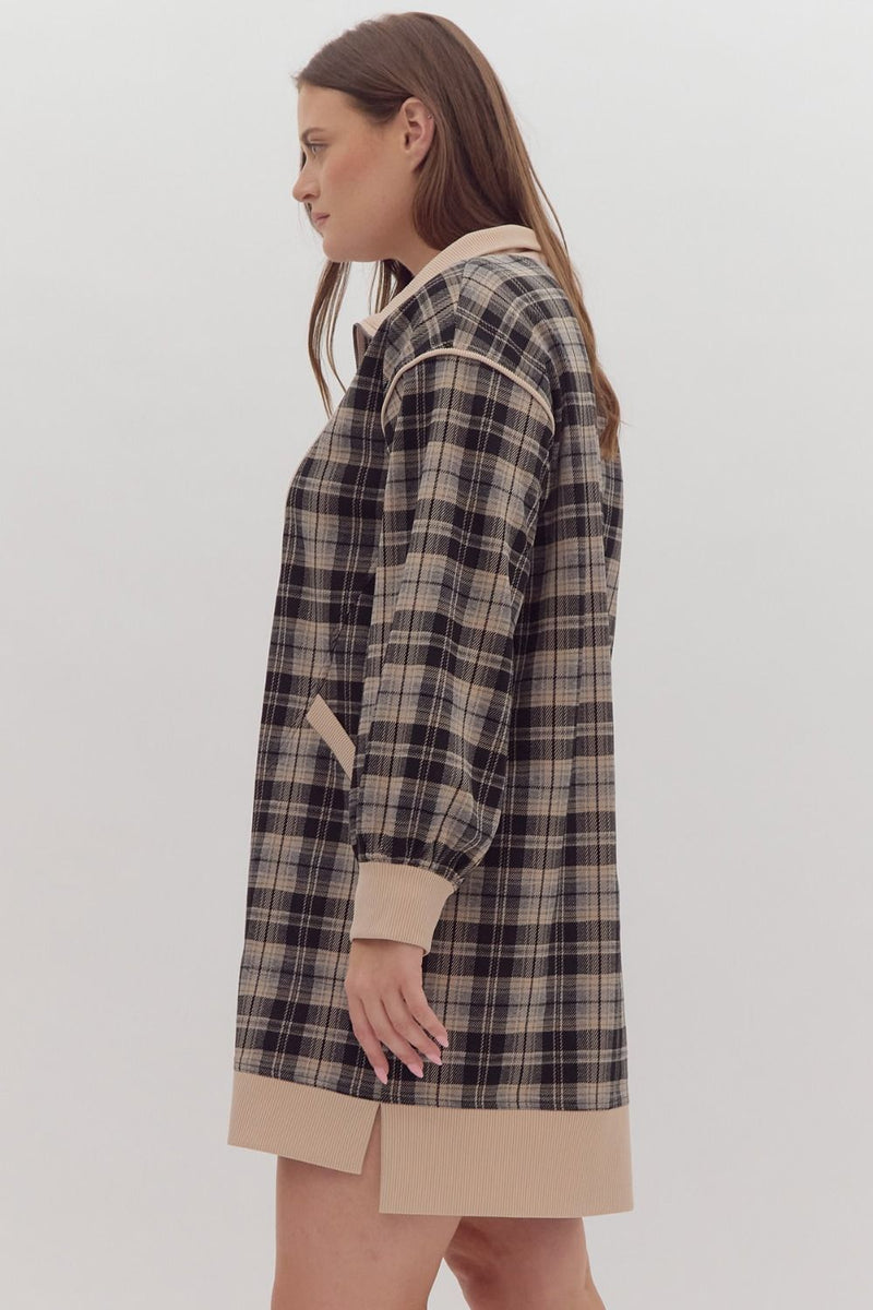 CURVY WALK IN THE WOODS PLAID DRESS--BLACK