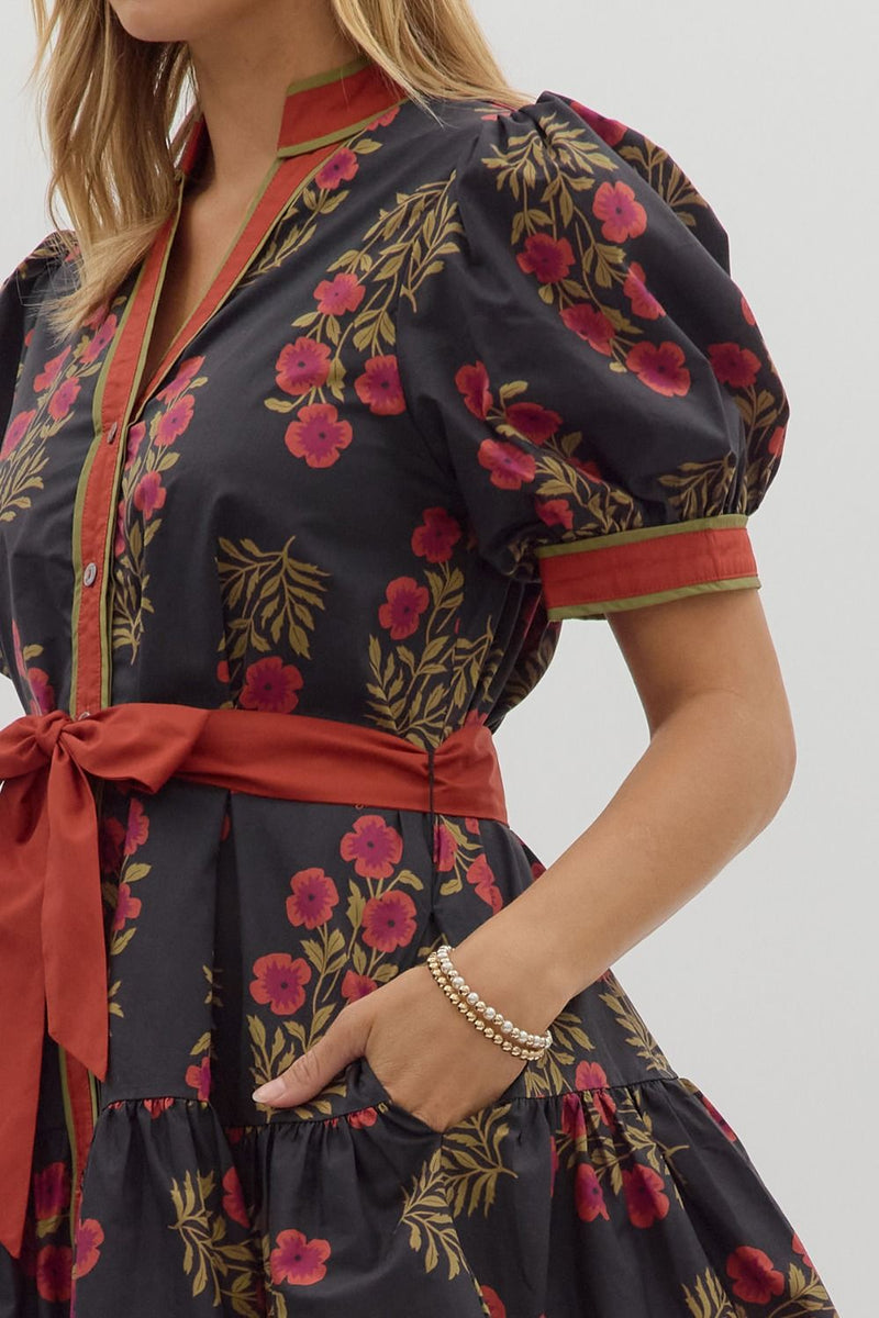 FLORAL SHORT PUFF SLEEVE BELTED DRESS--BLACK MULTI