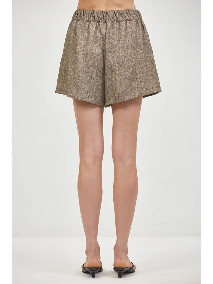 ISOLDE WOVEN STRAIGHT LEG SHORTS