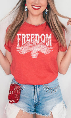 CURVY--FREEDOM GRAPHIC TEE--HEATHER RED